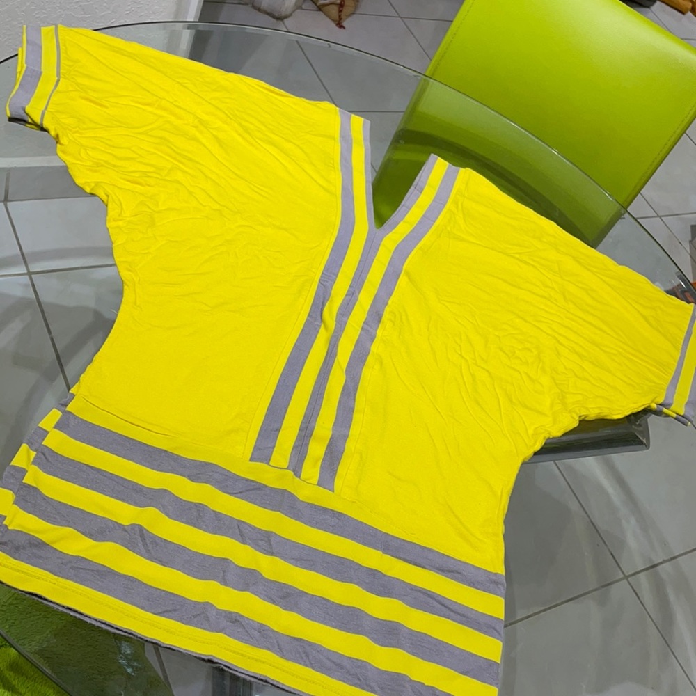 Yellow,gray top